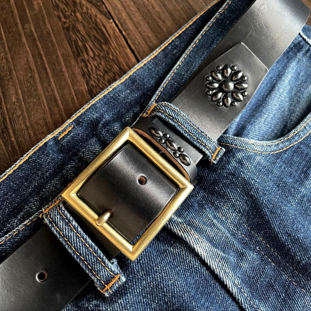 アウトレット品スタッズギャリソンベルト　サドルレザー真鍮4cmHTC CALEE