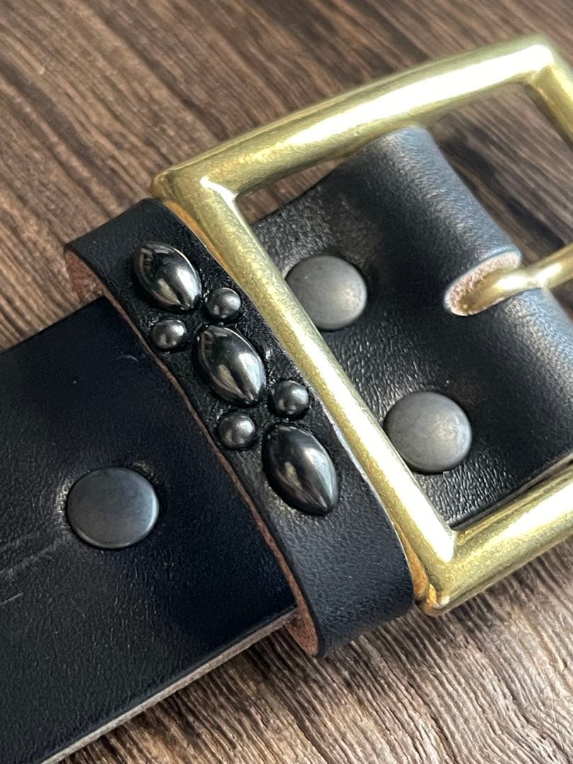 アウトレット品スタッズギャリソンベルト　サドルレザー真鍮4cmHTC CALEE