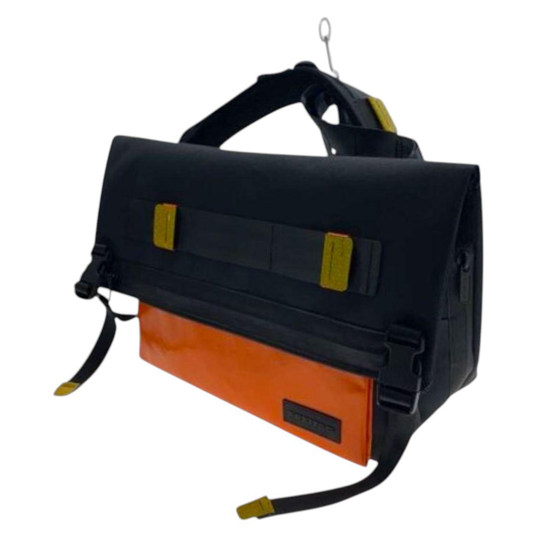 美品『FREITAG / F685 / HENRY』メッセンジャーバッグ/ID付