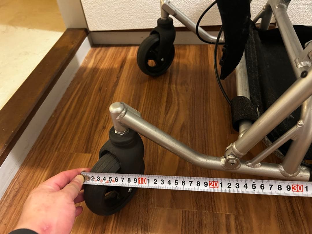 ハ*１様 ネイビー 介助用車椅子 折りたたみ