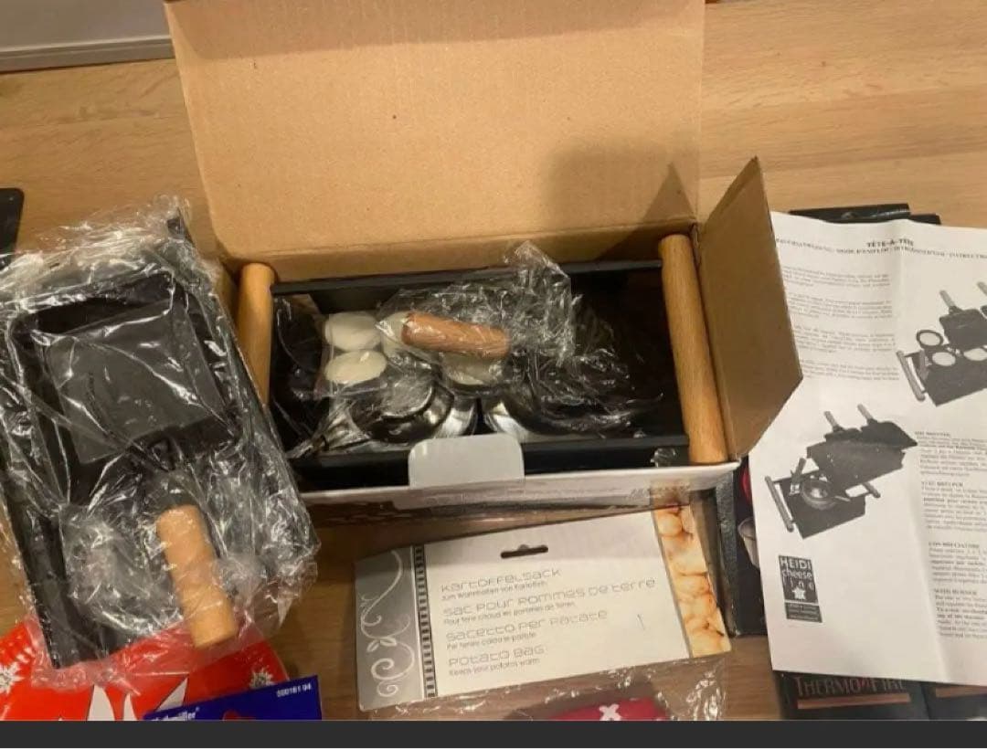 本場スイスで購入ラクレットセット＆victrinoxナイフ2本！等　全13点