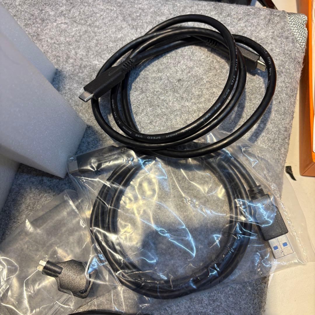 裸族のカプセルマンション 5Bay センチュリー独立電源スイッチ HDDケース