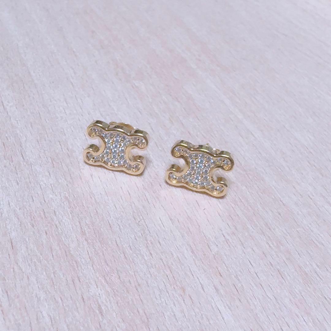 CELINE ストラス&ゴールドフィニッシュプラス