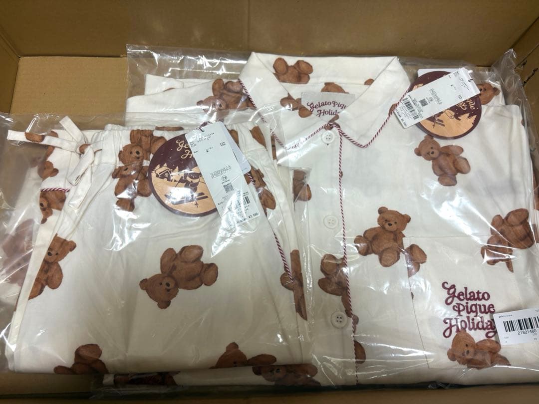 【HOLIDAY】ベア柄ネルシャツ&ベア柄ネルロングパンツセット　ホワイト