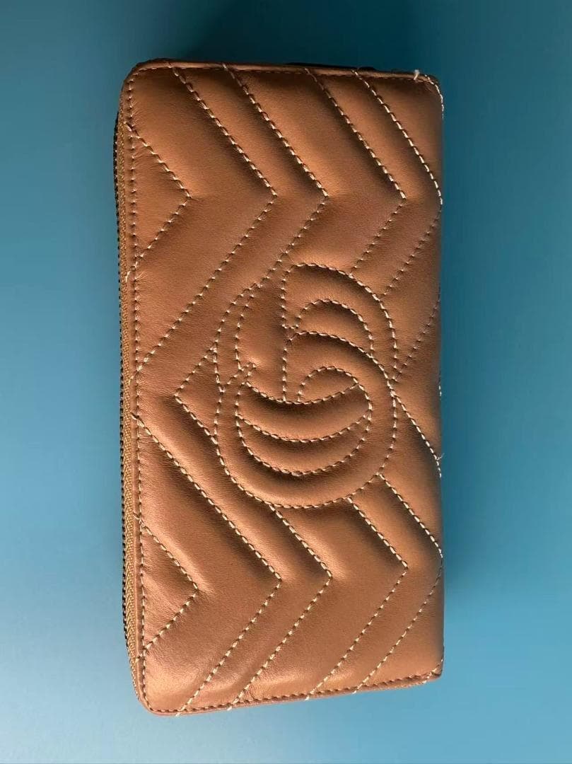美品 Gucci ロング財布 人気の定番モデル