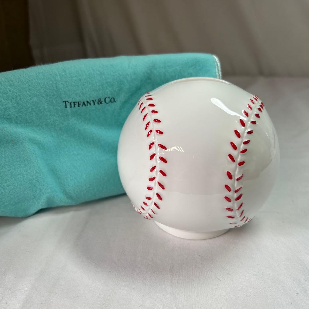 【iy/1.6/18】Tiffany & Co. 野球ボール型貯金箱