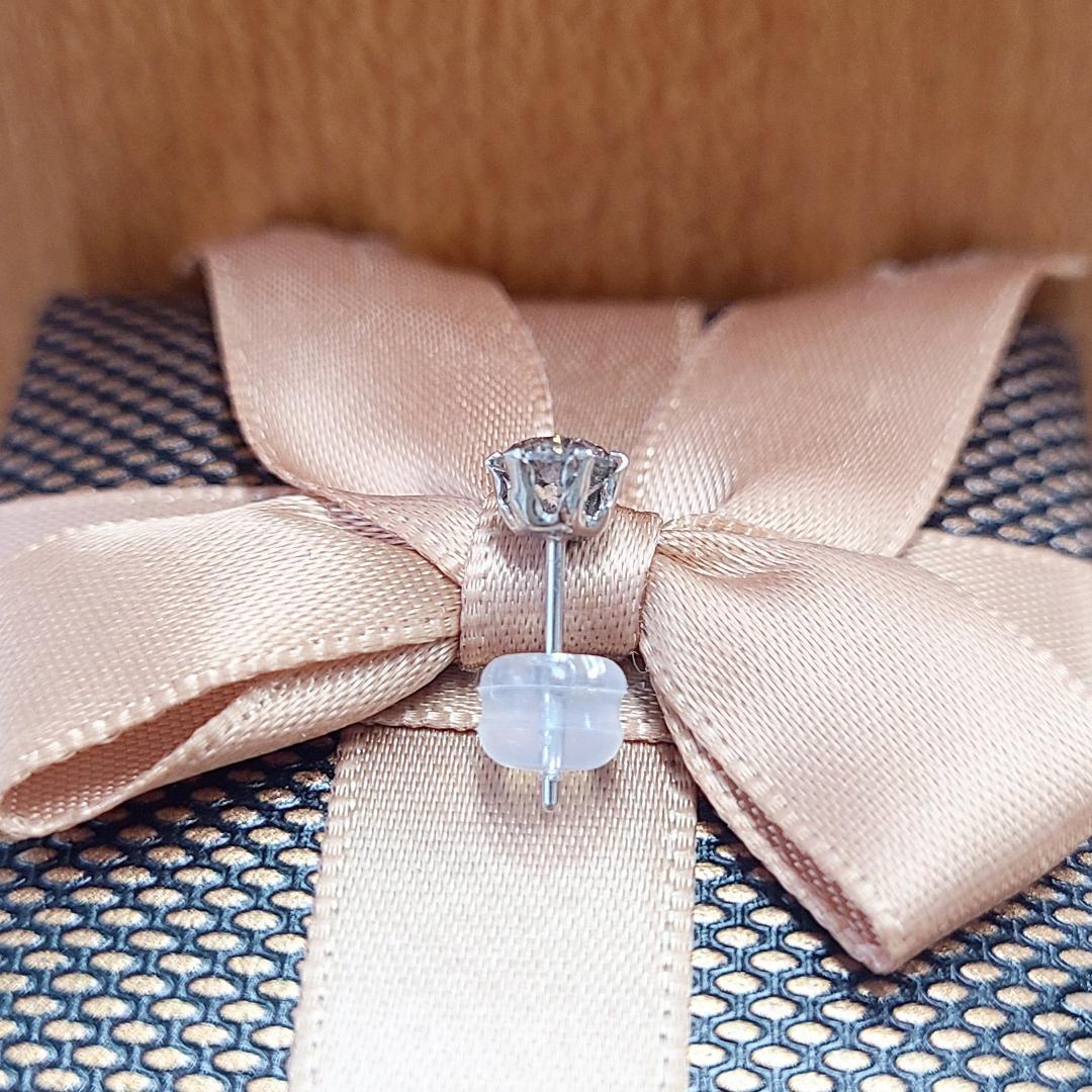 Chie様 激安！0.404ct ダイヤモンド プラチナ Pt900 片耳ピアス