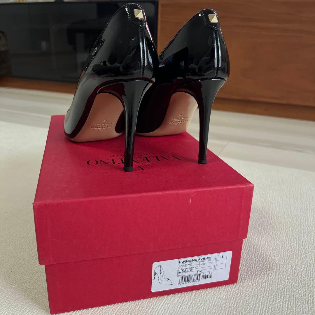 【momo】Valentino ブラックらハイヒール　38