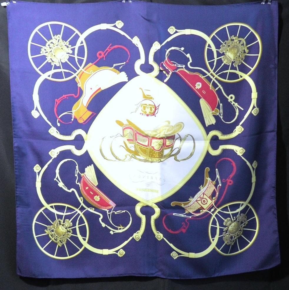 HERMES エルメス　大判スカーフ　カレ90　 D214