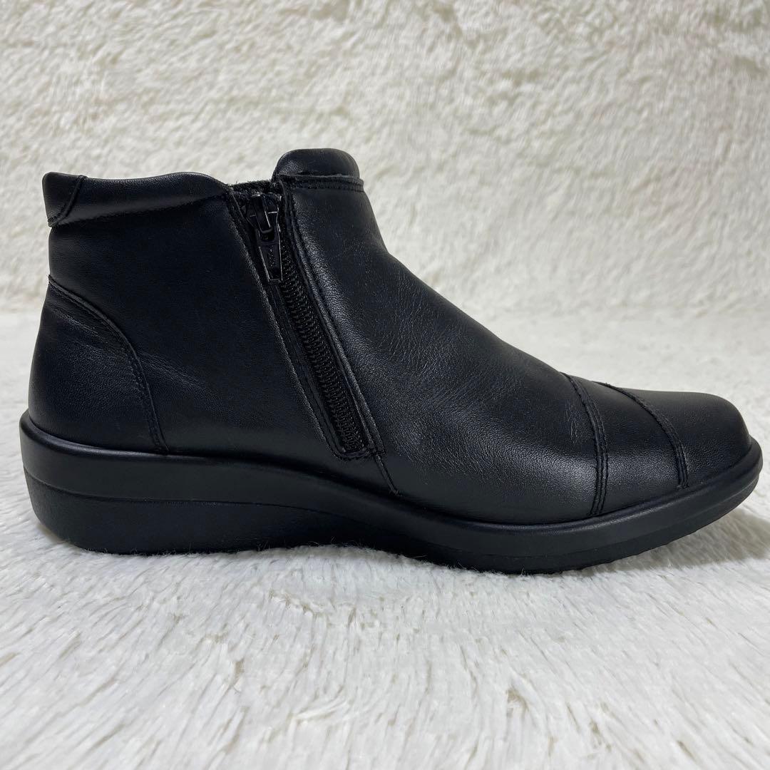 新品同様✨アキレスソルボ　レザーブーツ　ハイカットスニーカー　本革　24.5cm