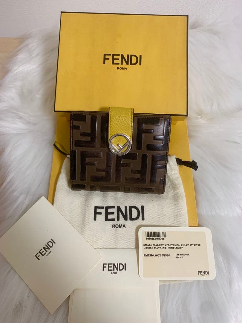 美品！FENDI 折財布