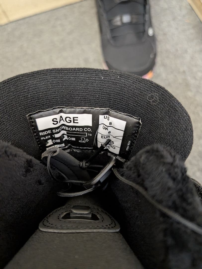 Ride SAGE 女性用スノーボードブーツ US8