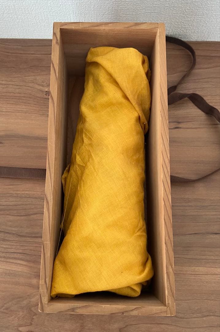 置筒竹花入 吹貫 茶道 箱付き 箱書き有 年代物 アンティーク 竹一重切花入