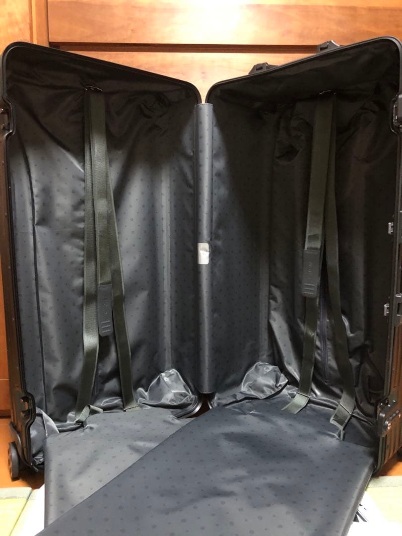 ☆美品☆激レア☆RIMOWA リモワオリジナル　105L 39万円　ステルス