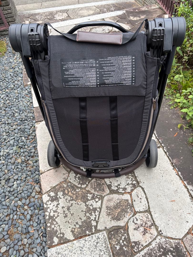 nunaベビーカー IXXA