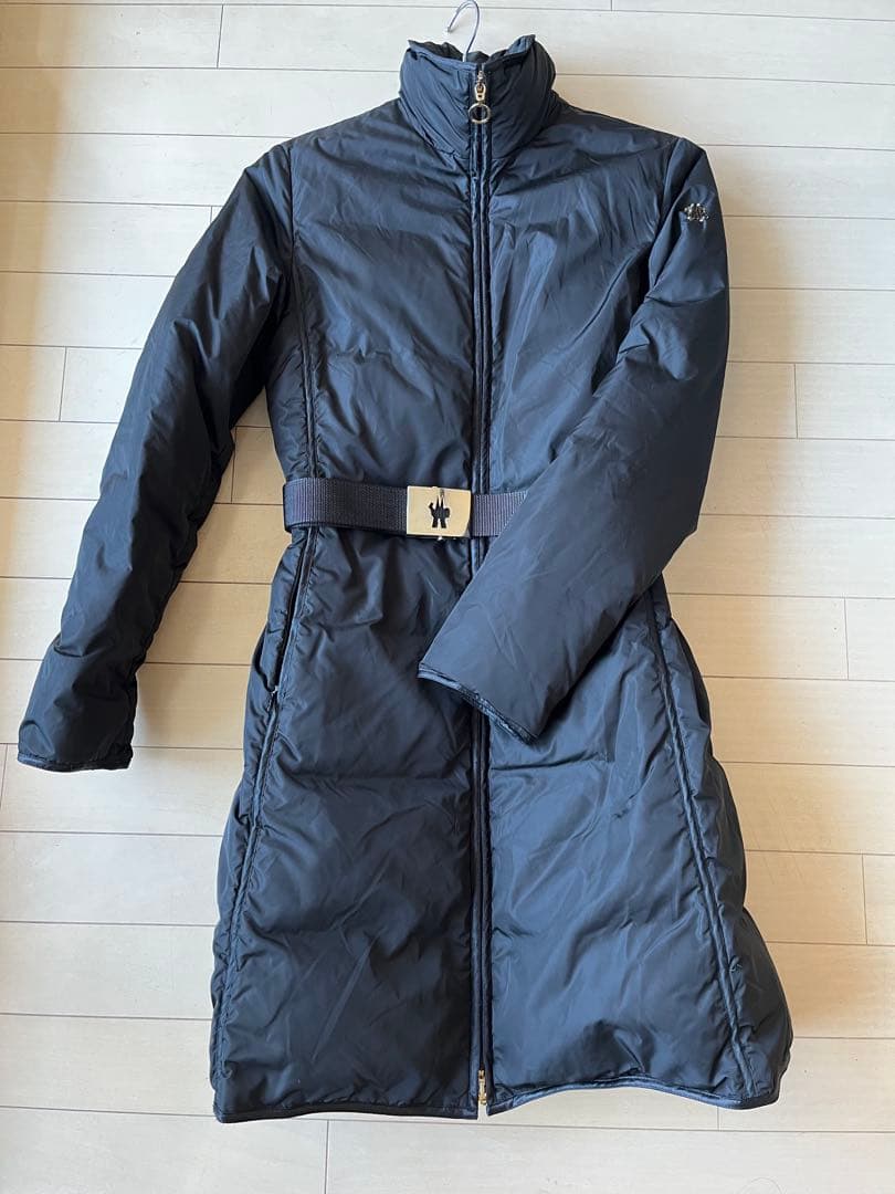 モンクレールダウンジャケット