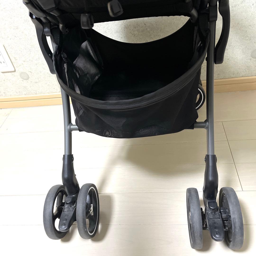 未使用級　極美品　Aprica アップリカ ベビーカー クルリー　A型 軽量