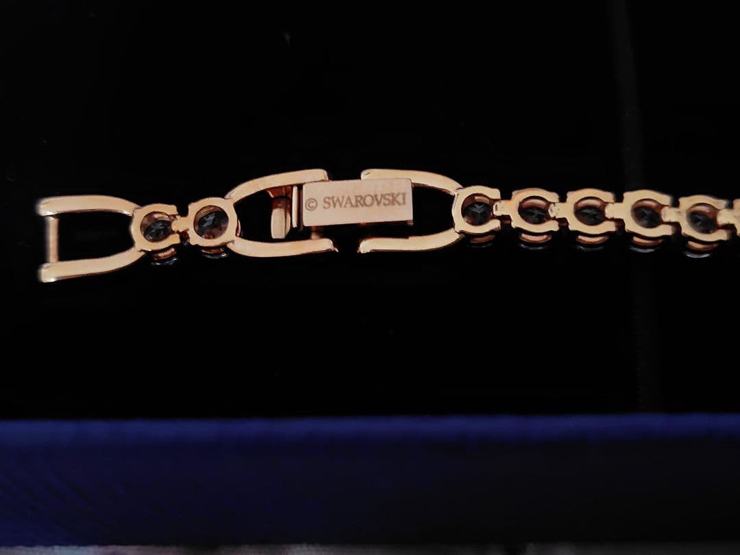 【箱付き美品】Swarovski テニスブレスレット　スワロフスキー