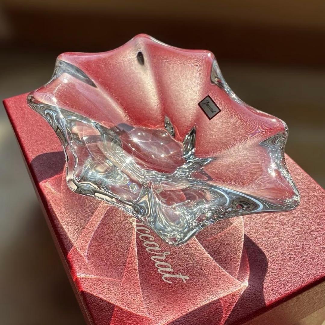 Baccarat バカラ花びら型クリスタルトレイ 小物入れ 灰皿【新品未使用】