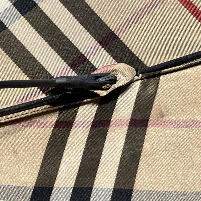 美品 バーバリー BURBERY 長傘 黒無地 裏ベージュバーバリーノバチェック