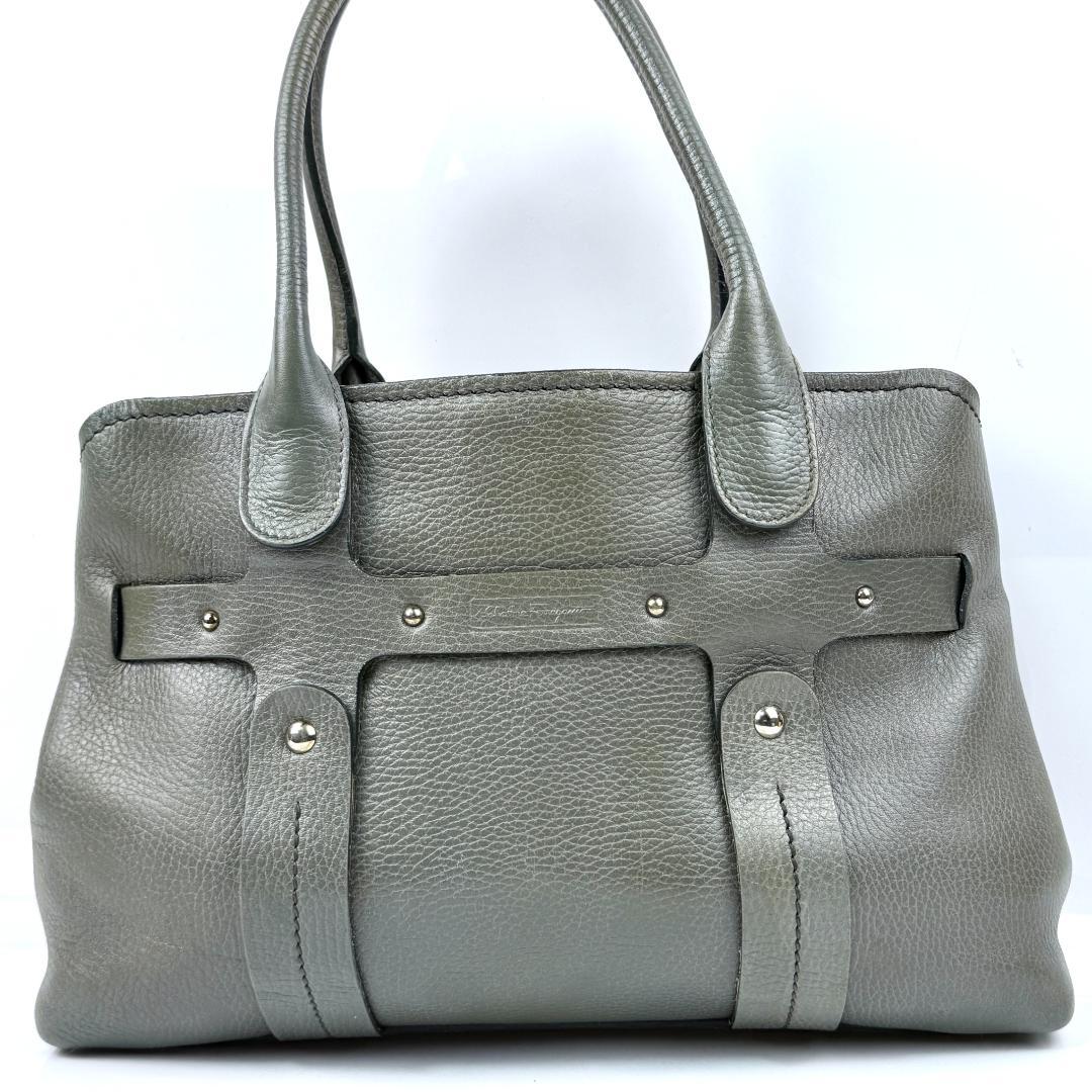 フェラガモ トートバッグ レザー ショルダー A4 肩掛け グレー