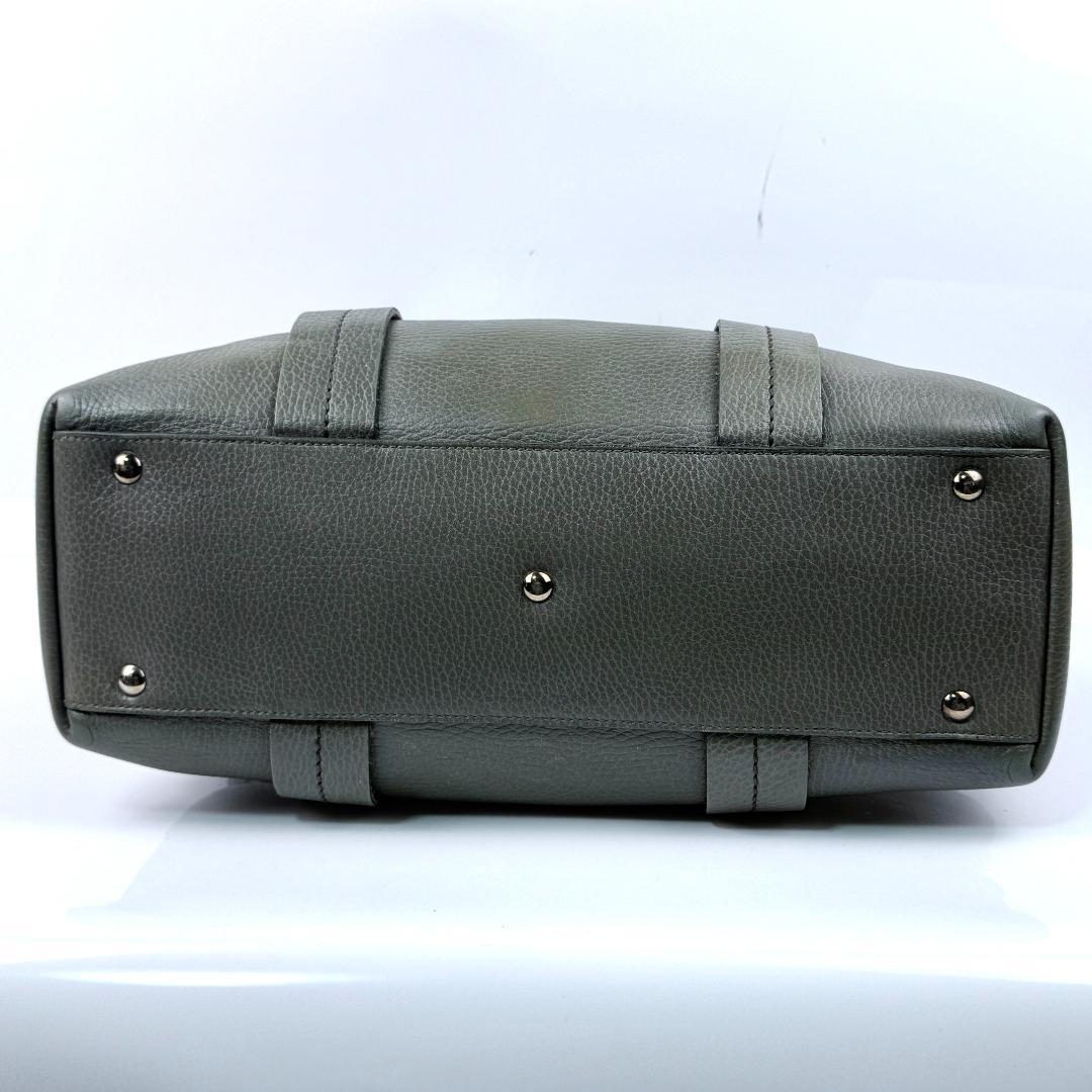 フェラガモ トートバッグ レザー ショルダー A4 肩掛け グレー