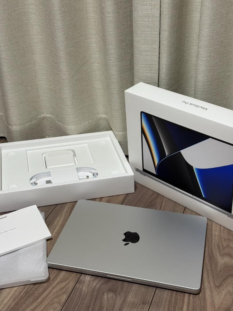 MacBook Pro 14イチ M1 Pro / 32GB / 2TB US