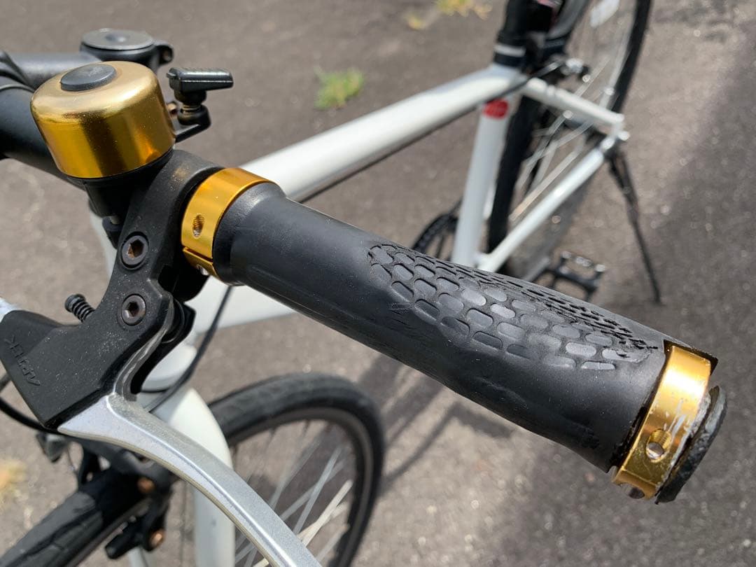 【Yuka】【愛知県引取限定】PROGEAR クロスバイク 26インチ