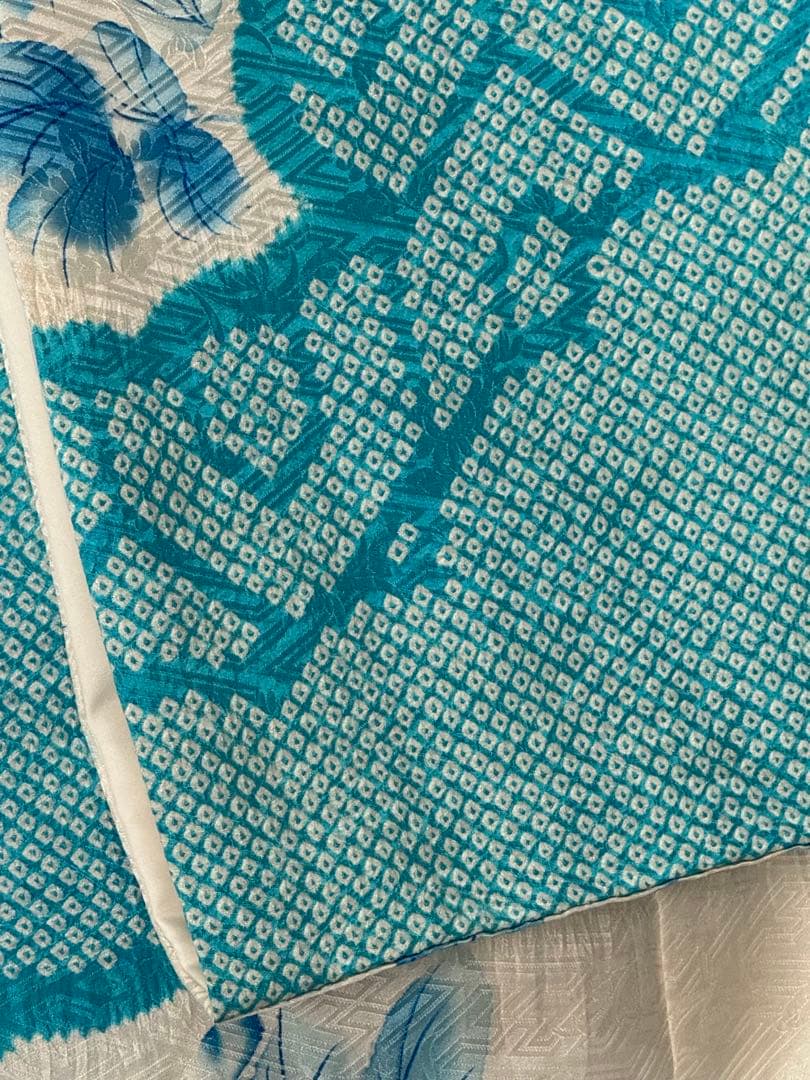 [ヴィンテージ] 振袖　正絹　白　水色　鹿の子絞り　成人式　結婚式　礼装　高身長