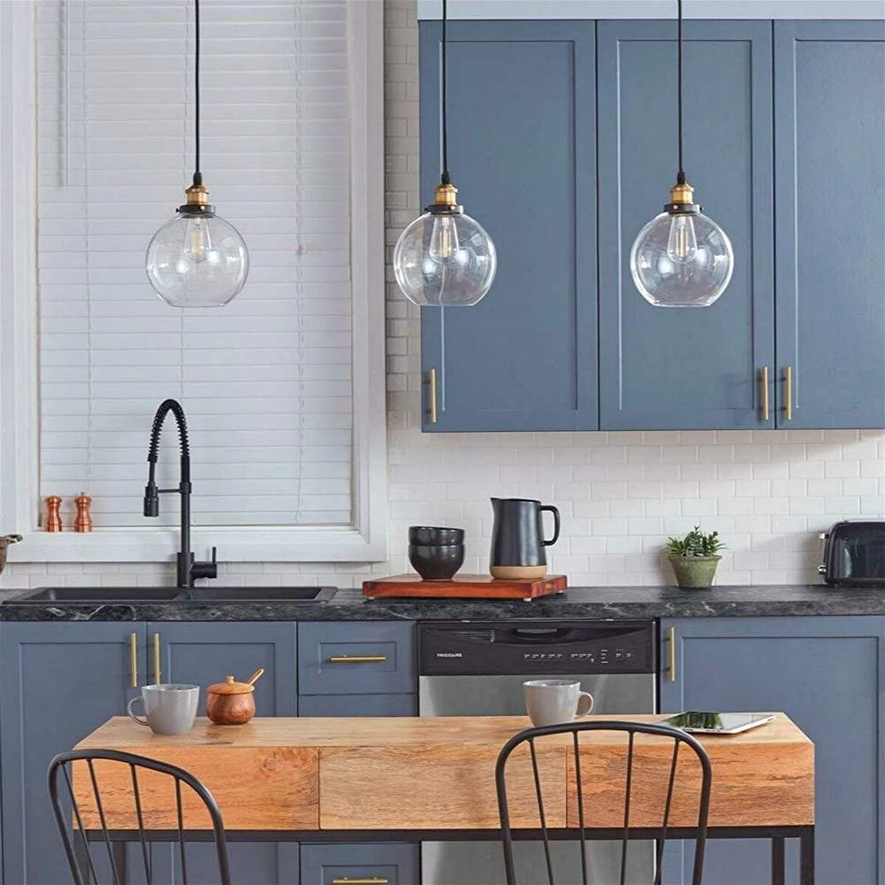 北欧スタイル ガラスペンダントライト　美しいデザイン