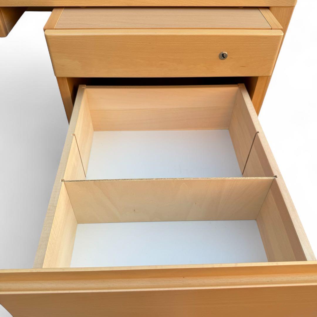 【美品】 カリモク家具　エテルナ　袖机　サイドワゴン　　キャスター付き　鍵付