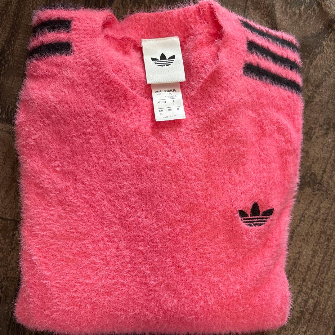 ケリケリ☆☆ アディダス ホリデーニット セーターピンク S