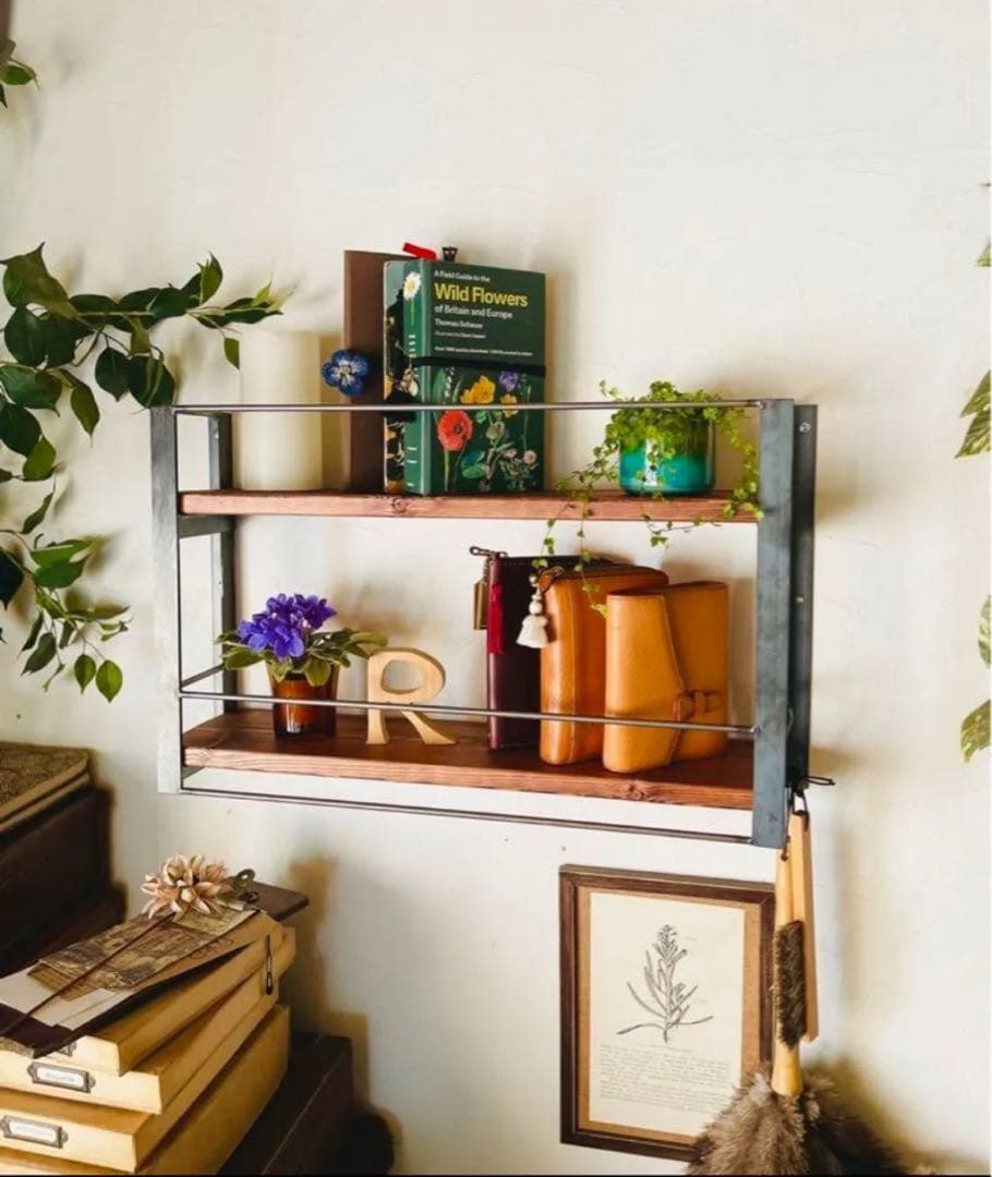 壁掛けラック　ウォールシェルフ　ブックラック　アイアン家具　オーダーメイド