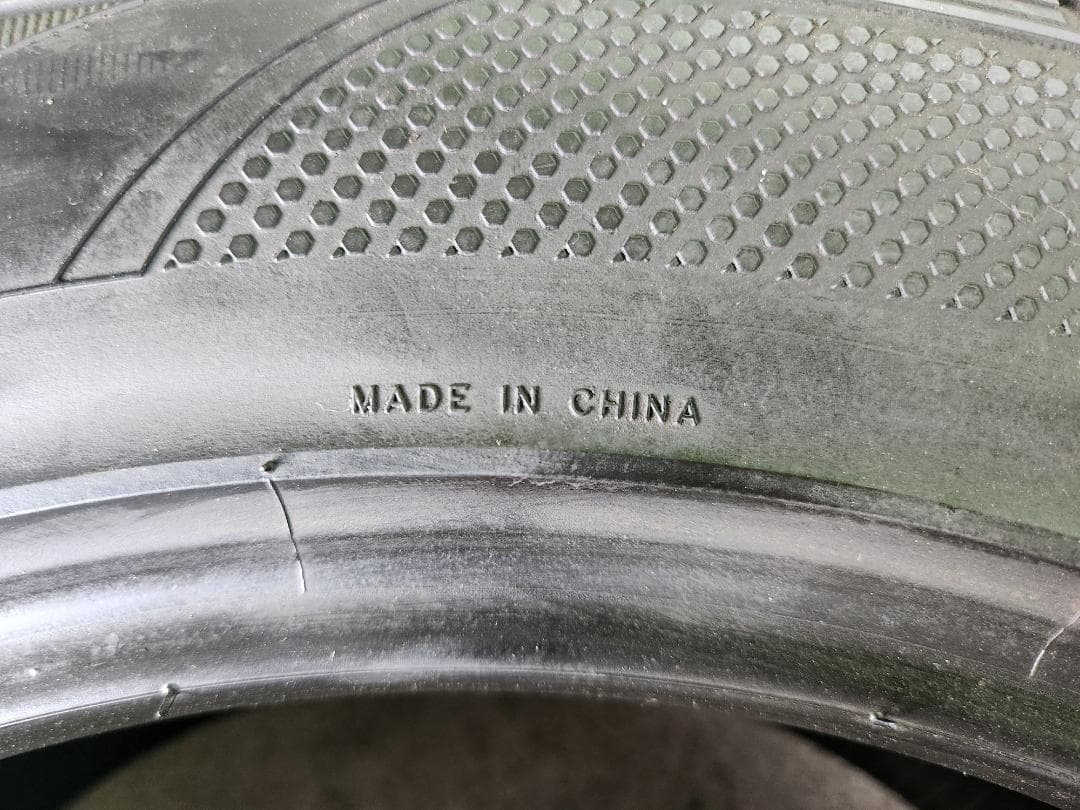 送料込☆2021年製KENDA ケンダタイヤ 225/55R17 ☆4本