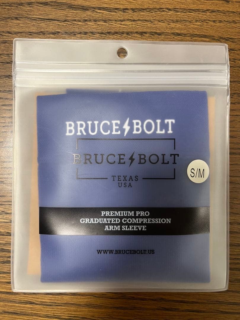 【パンプマンさん専用】BRUCE BOLT アームスリーブ S/M