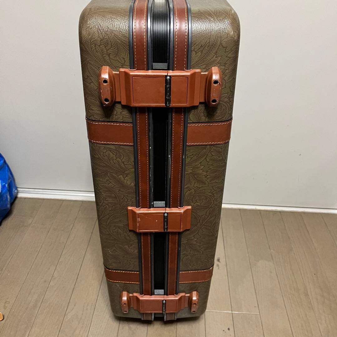 サムソナイト　クラシック・クラブ　4輪　スーツケース　キャリーケース