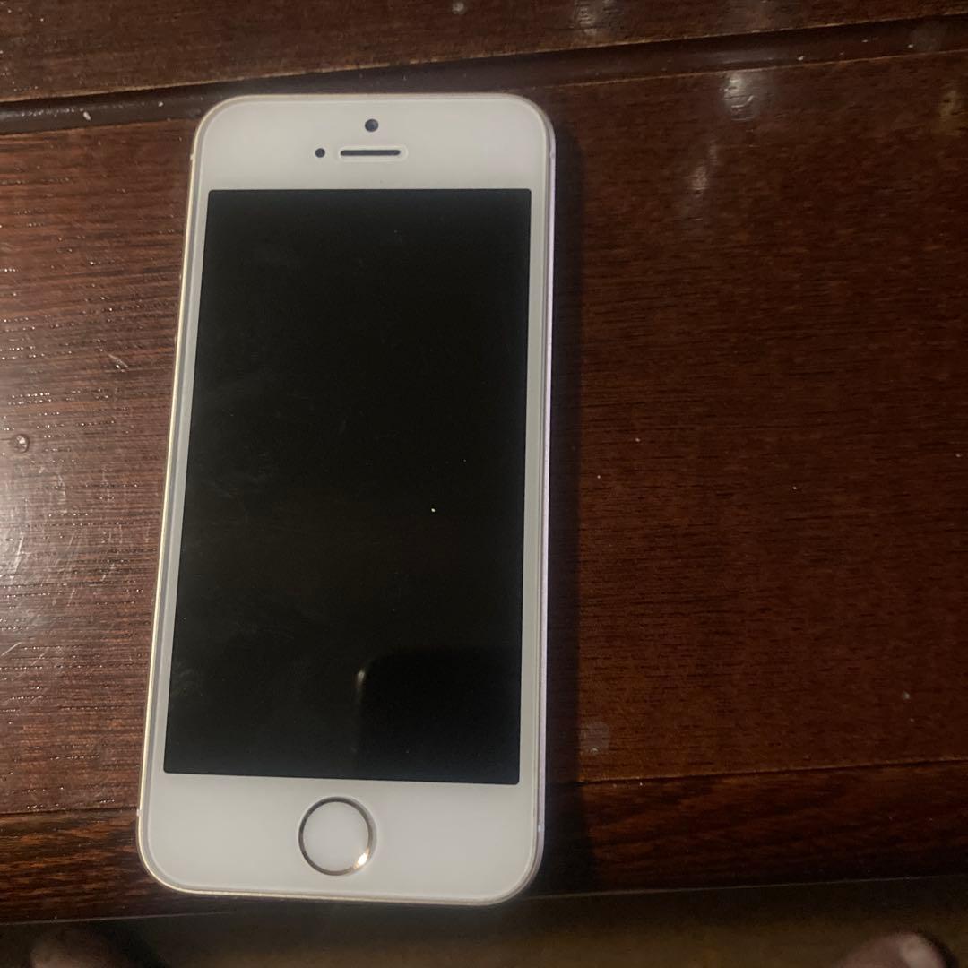 iPhone SE第一世代　64GB ゴールド