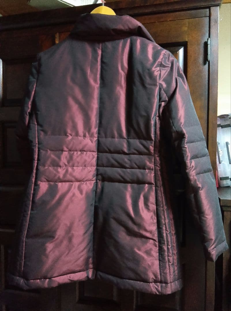 お値下げ致します！ダックスダウンコート渋いワインレッドの色合いです！