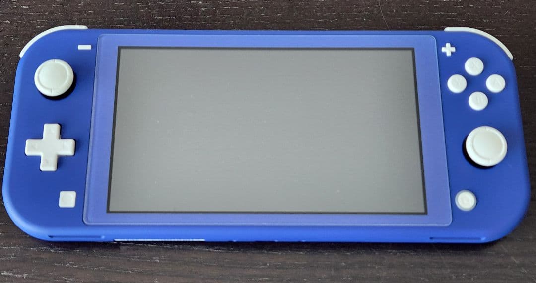 【美品】ニンテンドースイッチライト本体（m-SDカード32GB、充電器付き）