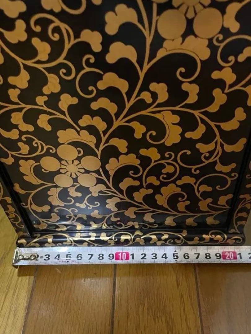 唐草蒔絵櫛台　大名道具