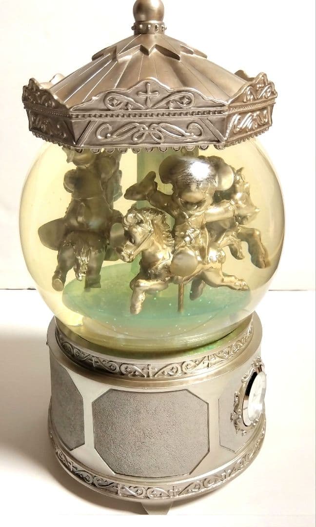 ディズニー　オルゴール　スノードーム　メリーゴーランド