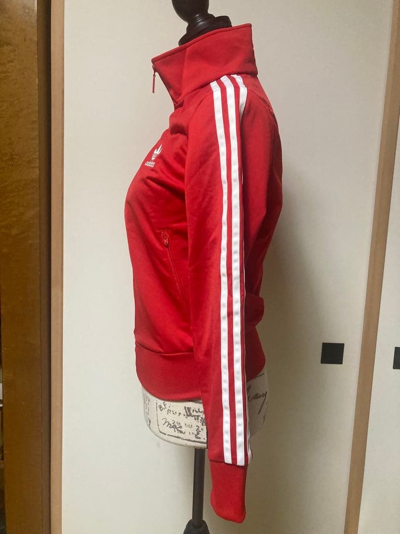 adidas レッド ジップアップジャージ　美品