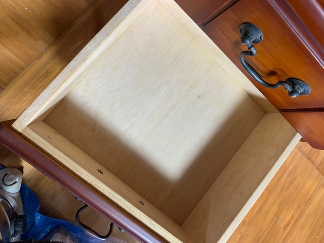 イタリアデザイン　電話台 キャビネット 猫脚 飾り棚