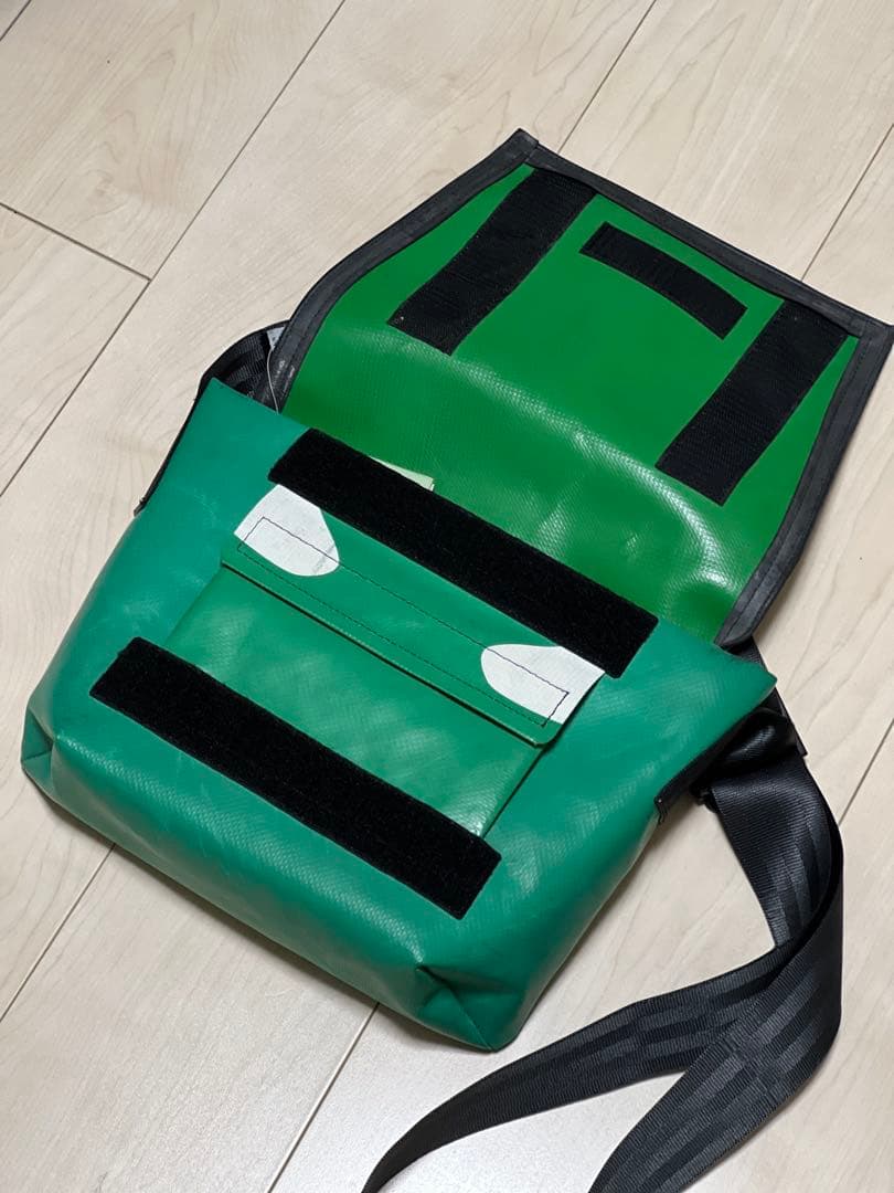 FREITAG LASSIE F11 グリーン メッセンジャーバッグ
