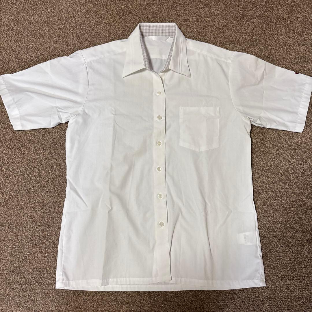 りらくま　リュック　シャツ