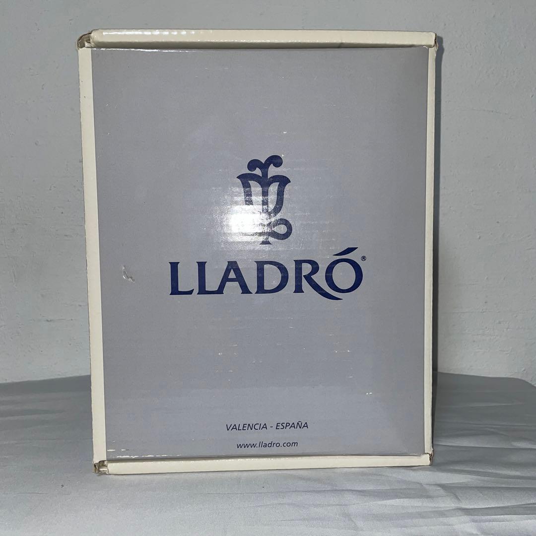 LLADRO 人形 平和の花かご　星条旗柄　アメリカ