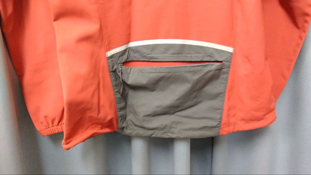 mont-bell サイクルトレーナージャケット〈女性用〉