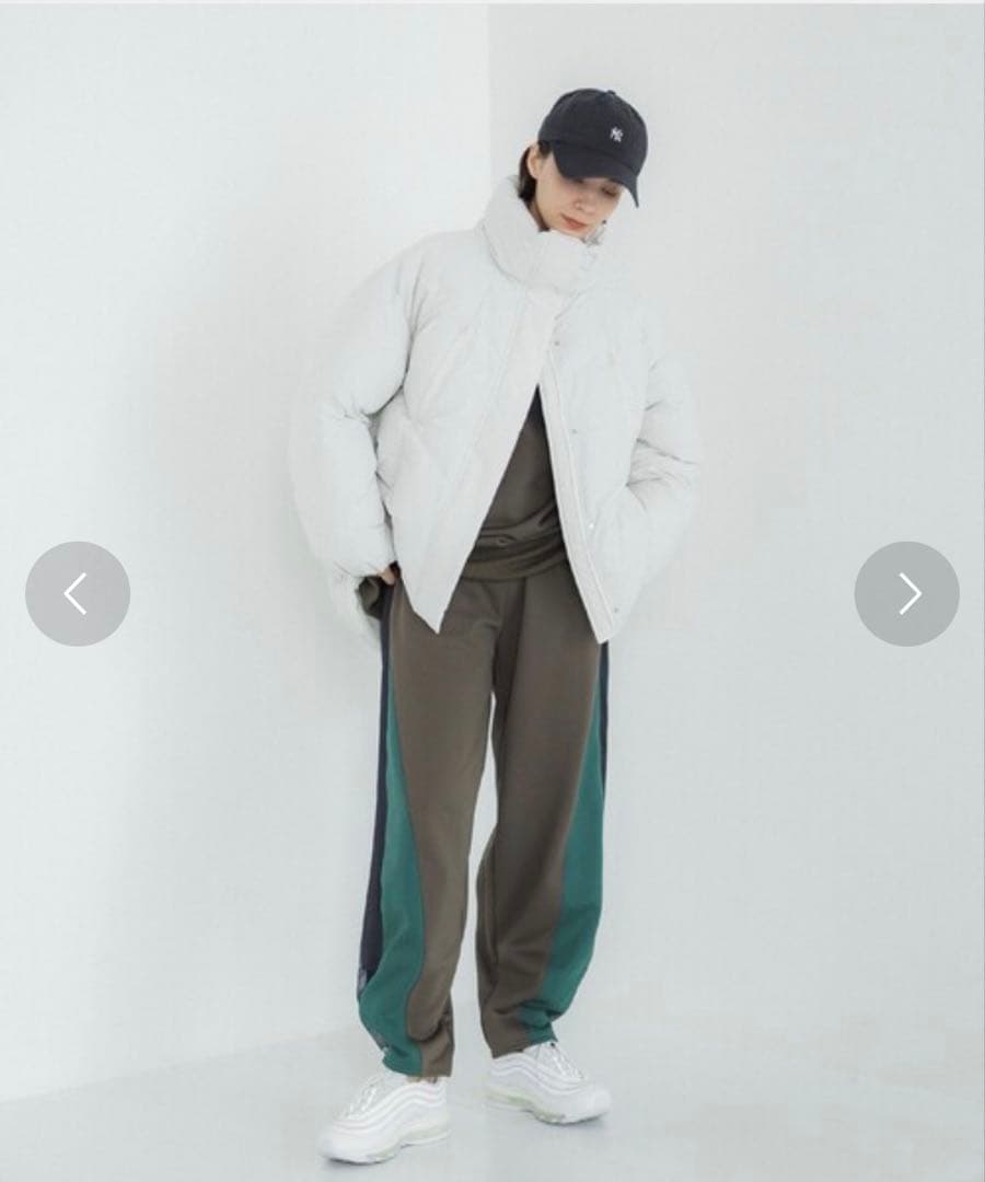 CITY TOKYO ホワイト ダウンジャケット オーバーサイズ 2