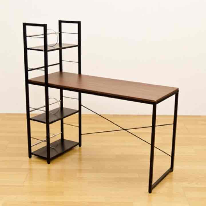 便利！ラック付きデスク