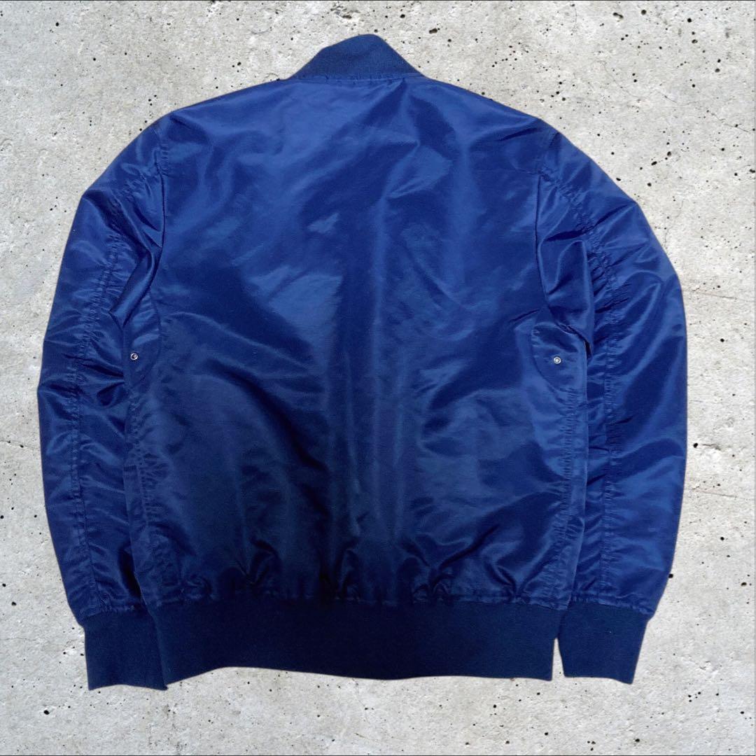 ラコステMA1フライトジャケットリバーシブルボンバージャケットネイビー/ベージュ